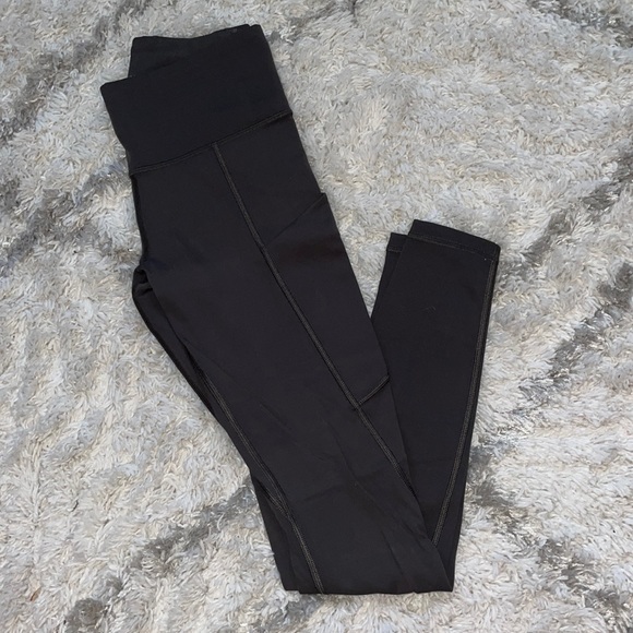 Hunter green double pocket leggings - Picture 1 of 3
